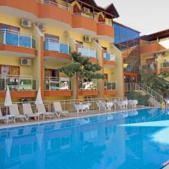 Wassermann Hotel бассейн