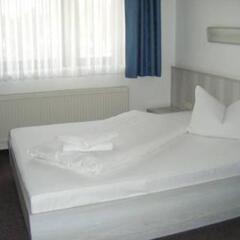 Central-Hotel Tegel комната для гостей фото 4