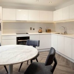 Отель Roomzzz London Stratford в номере фото 2