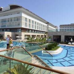 Отель Trendy Verbena Beach - All Inclusive бассейн