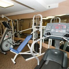Отель Holiday Inn Washington Georgetown Hotel США, Вашингтон - отзывы, цены и фото номеров - забронировать отель Holiday Inn Washington Georgetown Hotel онлайн фитнесс-зал фото 2