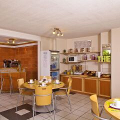Отель Sejours & Affaires Toulouse de Brienne Франция, Тулуза - отзывы, цены и фото номеров - забронировать отель Sejours & Affaires Toulouse de Brienne онлайн питание фото 2