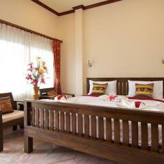 Отель Lotus Paradise Resort сейф в номере