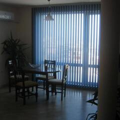 Апартаменты Sea View Apartments Свети Влас комната для гостей фото 4