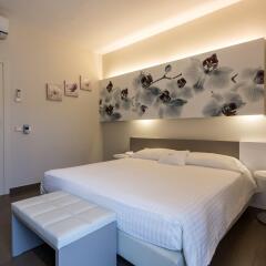 Отель Park Hotel Morigi Италия, Гаттео-а-Маре - отзывы, цены и фото номеров - забронировать отель Park Hotel Morigi онлайн сейф в номере