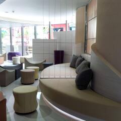 The Pattaya Discovery Beach Hotel Pattaya гостиничный бар