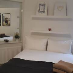 Отель Design Flat in Finchley Road комната для гостей