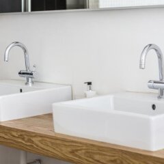 Отель B&B Atelier20 Бельгия, Антверпен - отзывы, цены и фото номеров - забронировать отель B&B Atelier20 онлайн ванная
