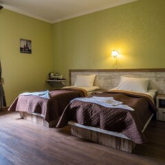 Hotel Tiflis сейф в номере