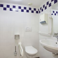 Отель Holiday Inn Express Geneva Airport ванная