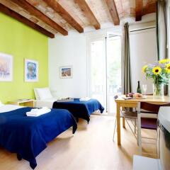 Отель Barceloneta Studios комната для гостей