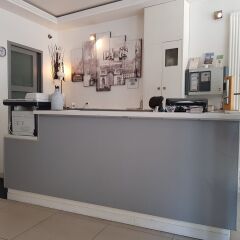 Отель Hôtel Saint-Hubert интерьер отеля