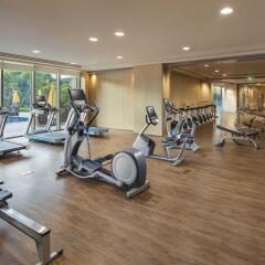 Отель Hilton Shenzhen Shekou Nanhai фитнесс-зал