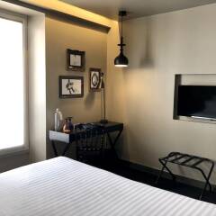Hotel Eugène en Ville удобства в номере