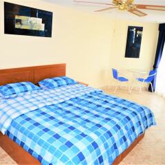 Отель 1 bed at Angket Hip Residence Паттайя комната для гостей фото 2