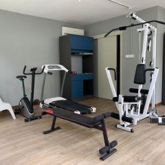 Отель Greatwood Residence at Devonshire фитнесс-зал