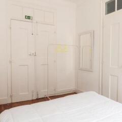Locals Hostel & Suites фото 7