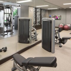 Отель Crystal Gateway Marriott США, Арлингтон - отзывы, цены и фото номеров - забронировать отель Crystal Gateway Marriott онлайн фитнесс-зал