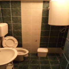 Отель Nina 2 Apartments Черногория, Тиват - отзывы, цены и фото номеров - забронировать отель Nina 2 Apartments онлайн ванная фото 2