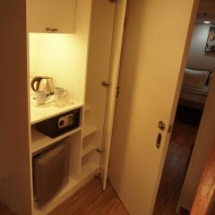 Отель 1775 Adriatico Suites Филиппины, Манила - отзывы, цены и фото номеров - забронировать отель 1775 Adriatico Suites онлайн сейф в номере