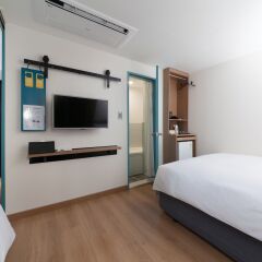 Отель First Stay Hotel Южная Корея, Сеул - отзывы, цены и фото номеров - забронировать отель First Stay Hotel онлайн удобства в номере