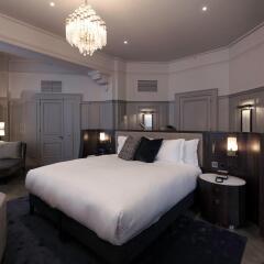 Отель The Trafalgar St. James London, Curio Collection by Hilton 5* Люкс Trafalgar с различными типами кроватей