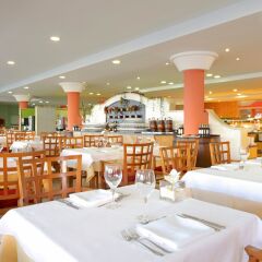 Отель Iberostar Playa Gaviotas Park - All Inclusive Испания, Джандия-Бич - отзывы, цены и фото номеров - забронировать отель Iberostar Playa Gaviotas Park - All Inclusive онлайн питание