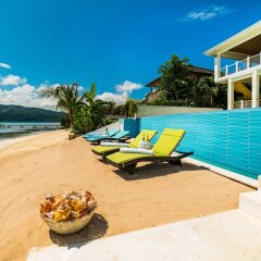 Отель Everything Nice By the Sea in Montego Bay 5BR Ямайка, Монтего-Бей - отзывы, цены и фото номеров - забронировать отель Everything Nice By the Sea in Montego Bay 5BR онлайн пляж