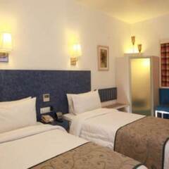 Отель Tulip Inn West Delhi комната для гостей фото 3