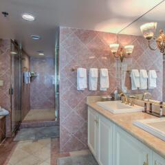 Отель Embassy Suites by Hilton Convention Center Las Vegas США, Лас-Вегас - отзывы, цены и фото номеров - забронировать отель Embassy Suites by Hilton Convention Center Las Vegas онлайн ванная