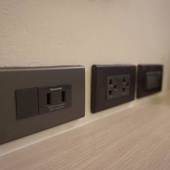 Отель Chermantra Aonang Resort and Pool Suite сейф в номере