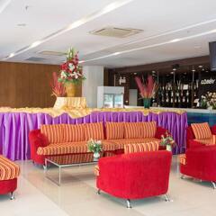 Отель Metro Resort Pratunam гостиничный бар