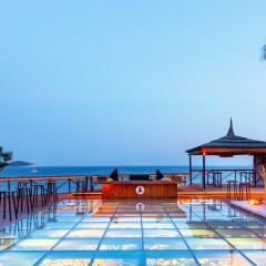 Отель Kairaba Alacati Beach Resort Чешме бассейн
