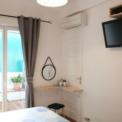 Отель Five Bedrooms Seaview House, Old Town Франция, Ницца - отзывы, цены и фото номеров - забронировать отель Five Bedrooms Seaview House, Old Town онлайн удобства в номере