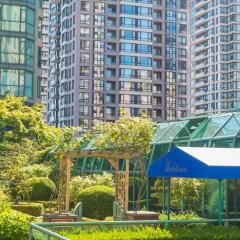 Отель Rosedale On Robson Suite Hotel Канада, Ванкувер - отзывы, цены и фото номеров - забронировать отель Rosedale On Robson Suite Hotel онлайн с домашними животными