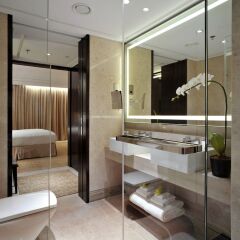 Отель Singapore Marriott Tang Plaza Hotel Сингапур, Сингапур - отзывы, цены и фото номеров - забронировать отель Singapore Marriott Tang Plaza Hotel онлайн ванная