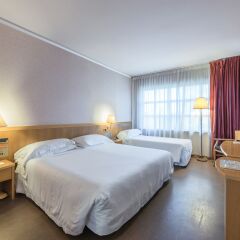 Caesars Hotel комната для гостей фото 4