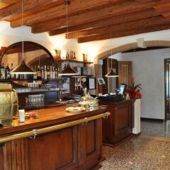 Отель Locanda Degli Ulivi Италия, Аркуньано - отзывы, цены и фото номеров - забронировать отель Locanda Degli Ulivi онлайн гостиничный бар