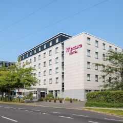 Отель Mercure Hotel Düsseldorf City Nord Германия, Дюссельдорф - 4 отзыва об отеле, цены и фото номеров - забронировать отель Mercure Hotel Düsseldorf City Nord онлайн парковка