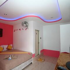 Отель Mania Guesthouse детские мероприятия фото 2