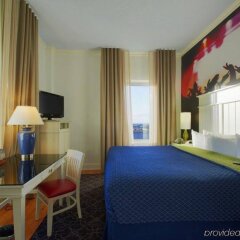Отель Indigo Atlanta Midtown, an IHG Hotel США, Атланта - отзывы, цены и фото номеров - забронировать отель Indigo Atlanta Midtown, an IHG Hotel онлайн комната для гостей фото 5