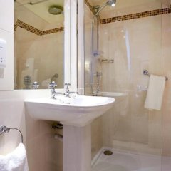 The Randolph Hotel, by Graduate Hotels in Oxford, United Kingdom from 433$, photos, reviews - zenhotels.com bathroom photo 2