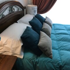 Отель Euro House Inn Airport сейф в номере
