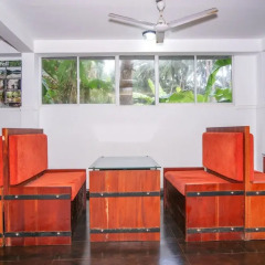 OYO 246 Roy Villa Beach Hotel Галле фото 13