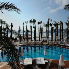 Отель Elegance Hotels International бассейн фото 3