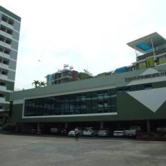 My Hotel Ratchada Бангкок парковка