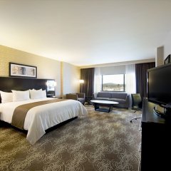 DoubleTree by Hilton Hotel Binghamton in Binghamton, United States of America from 197$, photos, reviews - zenhotels.com guestroom photo 2