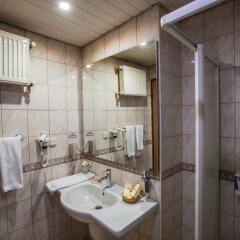 Vera Hotel Tassaray Турция, Ургуп - отзывы, цены и фото номеров - забронировать отель Vera Hotel Tassaray онлайн ванная