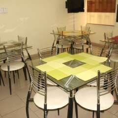 Ann's Haven Hotel & Suites питание