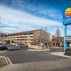 Отель Comfort Inn & Suites Denver парковка